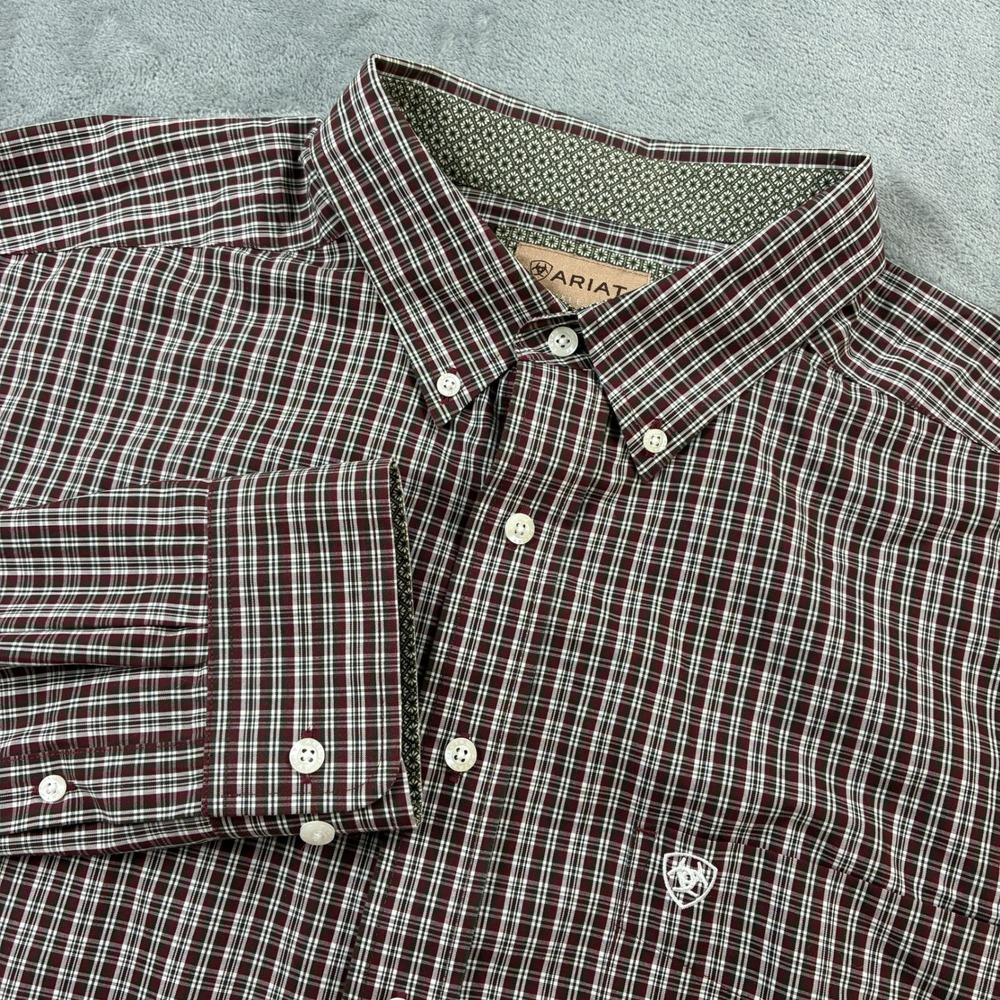 Ariat Men's XXL Plaid Button Down Shirt Burgundy White Wrinkle Free Cotton L/S